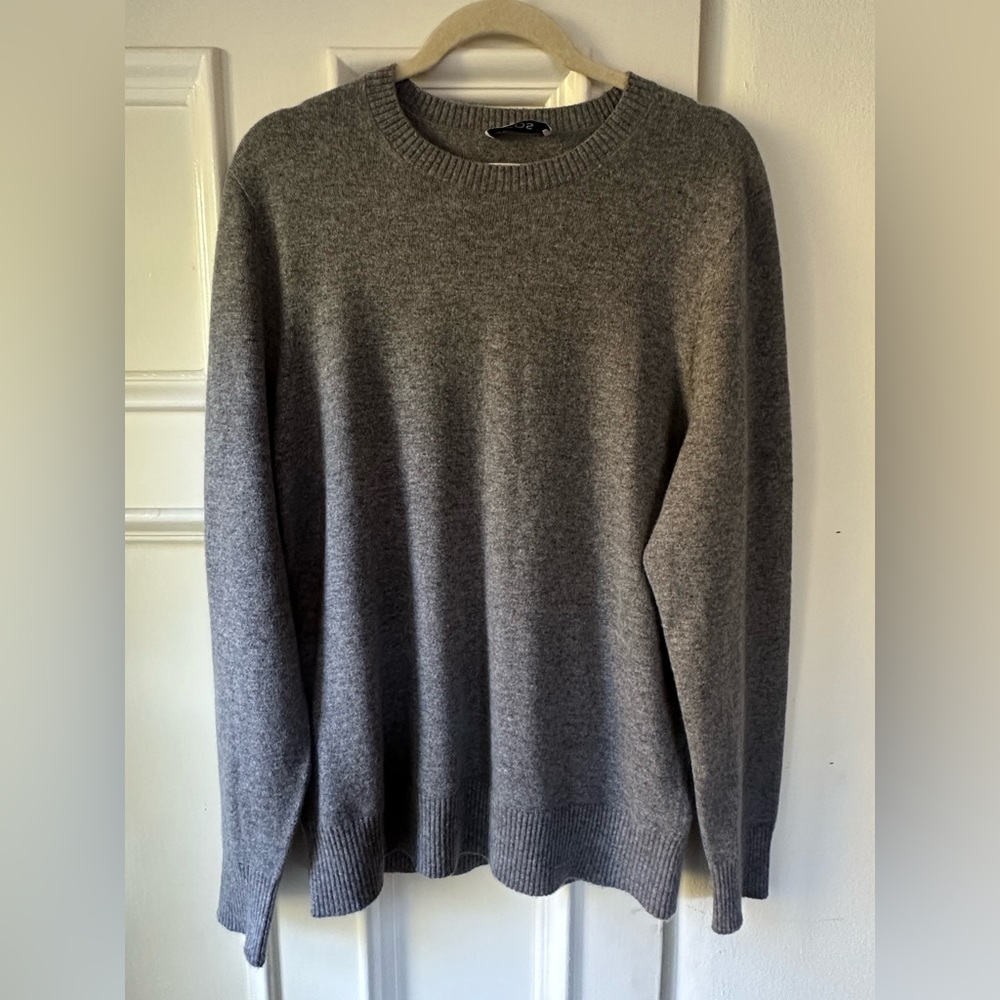 COS cashmere sweater (gray)